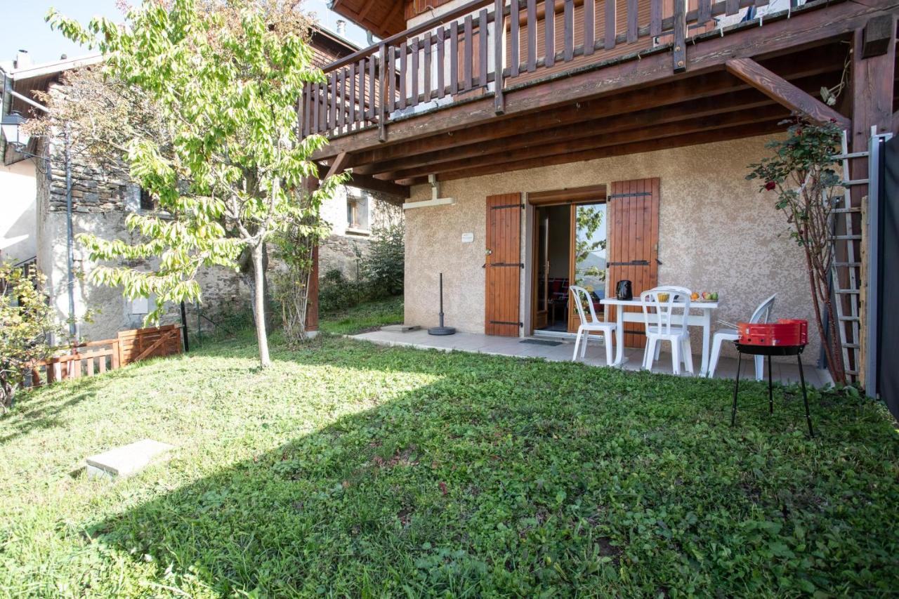 Le Mont Guillaume - 1 Chambre Terrasse Et Jardin Apartman Saint-André-dʼEmbrun Kültér fotó