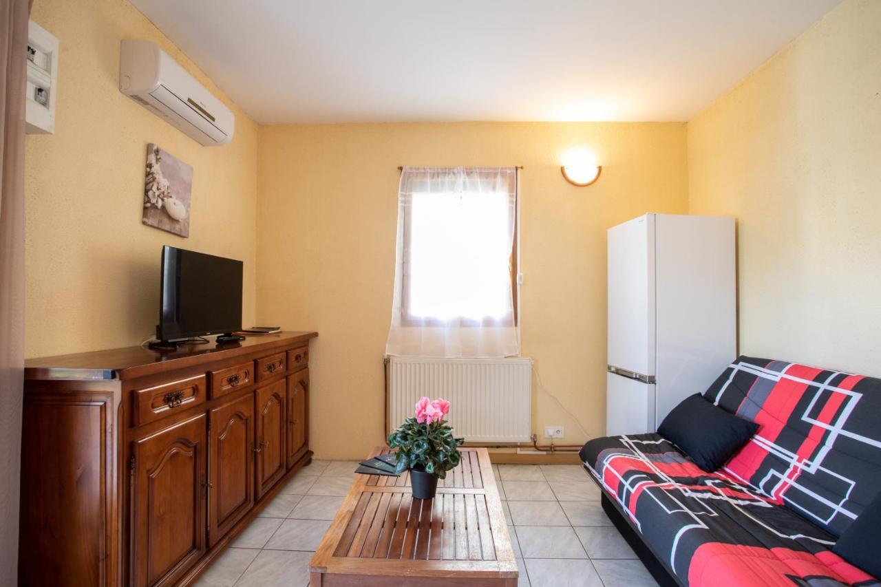 Le Mont Guillaume - 1 Chambre Terrasse Et Jardin Apartman Saint-André-dʼEmbrun Kültér fotó