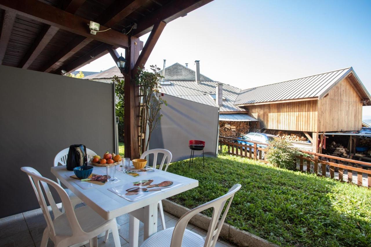 Le Mont Guillaume - 1 Chambre Terrasse Et Jardin Apartman Saint-André-dʼEmbrun Kültér fotó